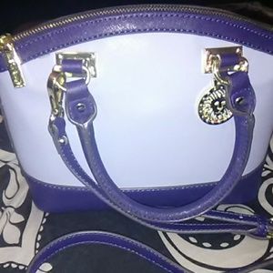 Anne Klein hand / cross body blue and light blue!